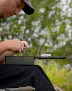 Fox Edges Loaded Medium Tackle Box -Exporteren Haak Lijn Winkel CBX091 8