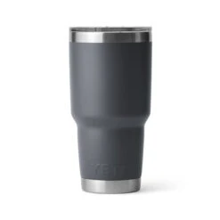 Yeti Rambler 30 Oz Tumbler - Charcoal 7 Yeti Rambler 30 Oz Tumbler - Charcoal -Exporteren Haak Lijn Winkel SKU 0306 CHA 3