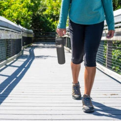 Stanley The Quick Flip Water Bottle 0.7L - Charcoal -Exporteren Haak Lijn Winkel ST1009149030 6